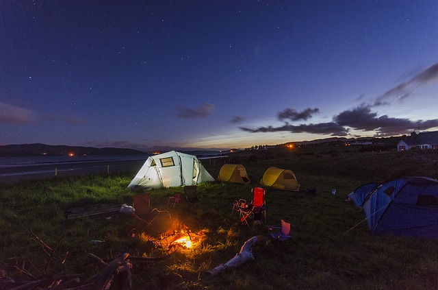 Brushing Your Teeth While Camping: 3 Ways to Leave No Trace